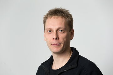 (c) Dennis Williamson